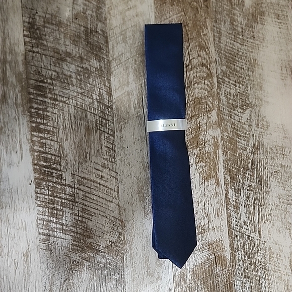 Alfani Other - ALFANI Elegant Blue Tie